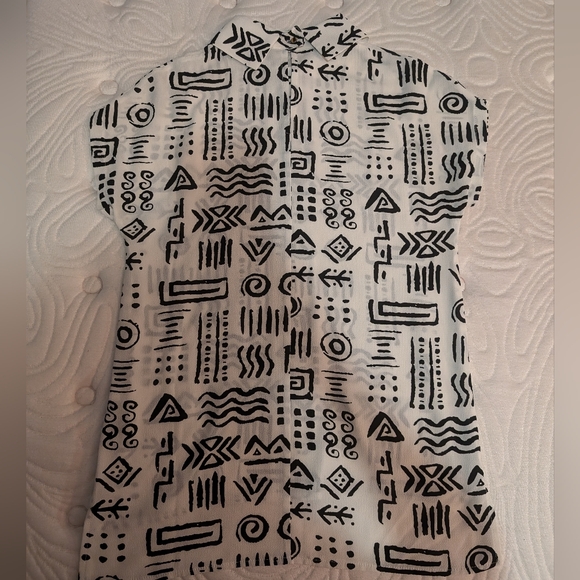 Lightweight top/blouse - Picture 3 of 3